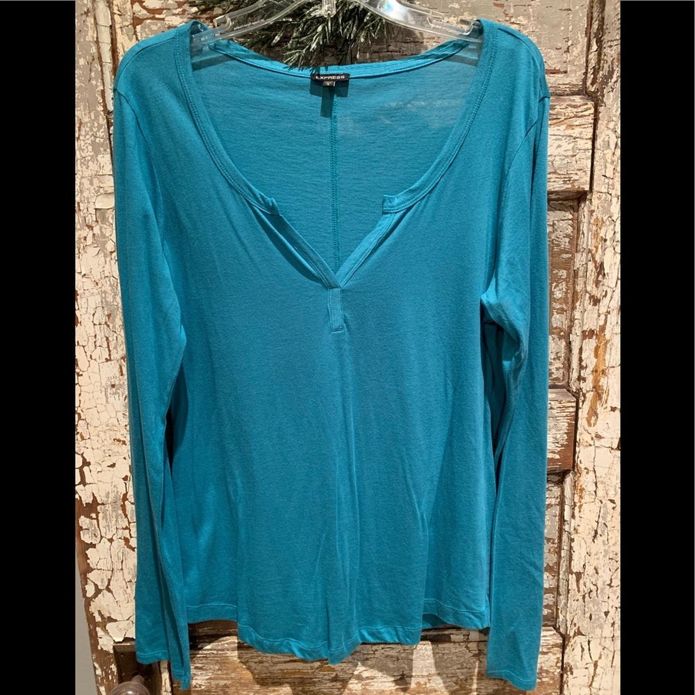 Long sleeve express tee